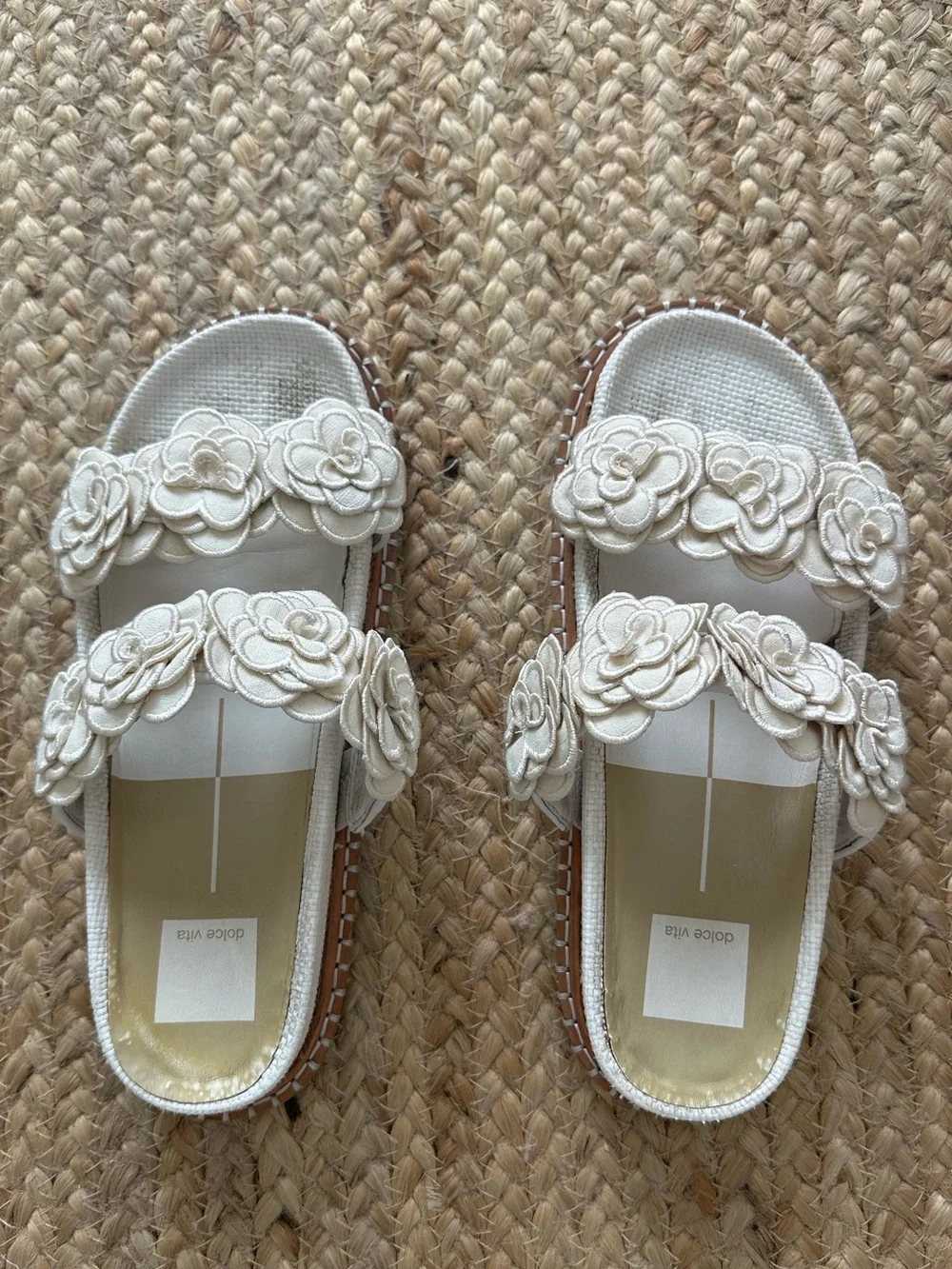 Dolce Vita Sherpa White Raffia Sandal